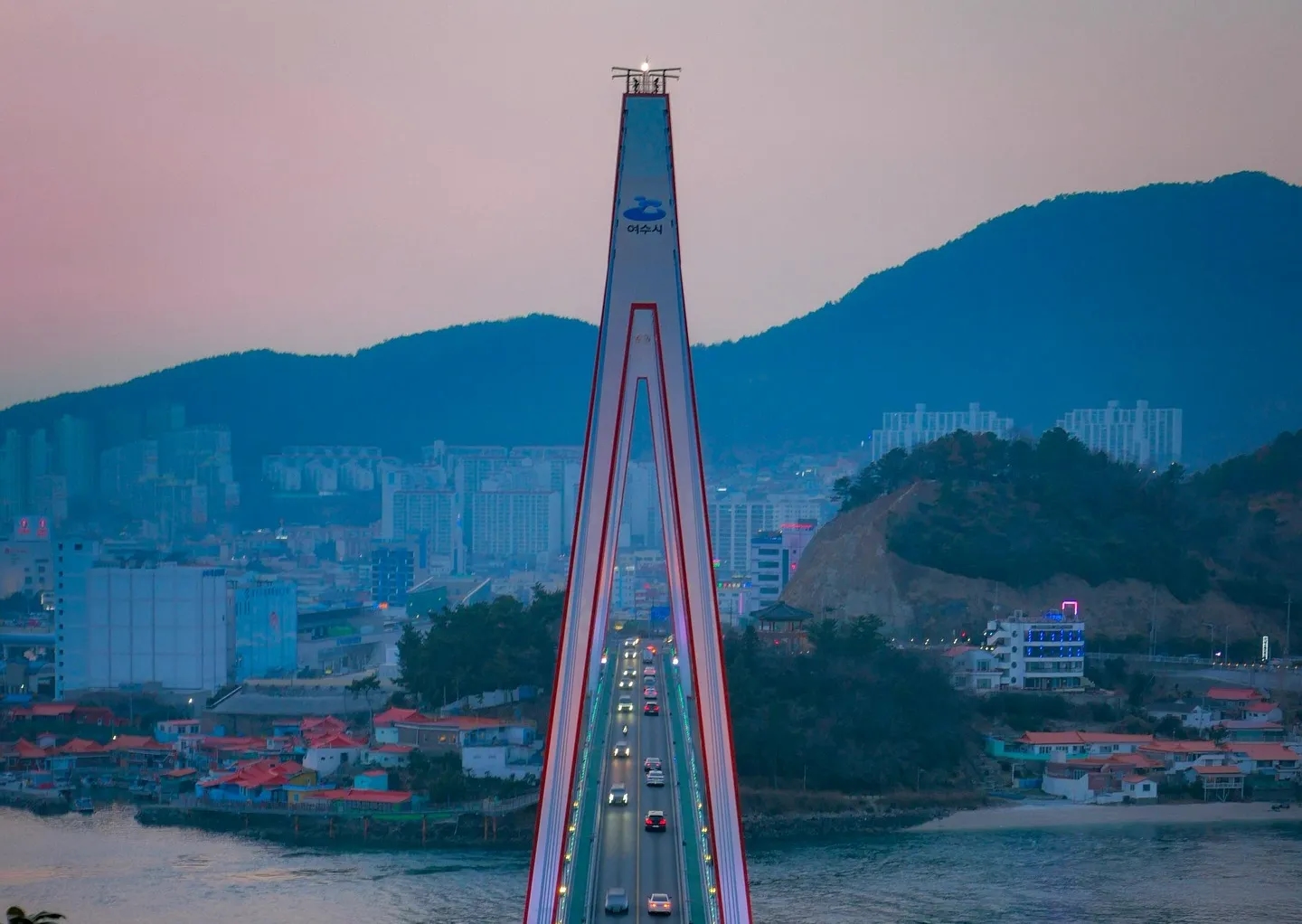 ocean-8062280_1920---3852.webp-crop